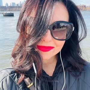 Meet your Posher, Anna